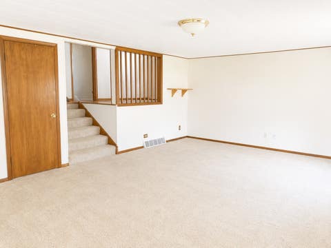 Tiny photo for 1105 Avenue I, Sterling, IL 61081 (MLS # 12684885)