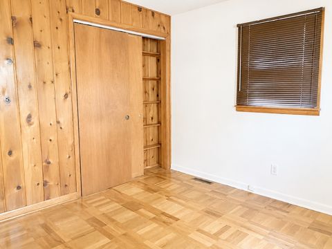Tiny photo for 1105 Avenue I, Sterling, IL 61081 (MLS # 12684885)