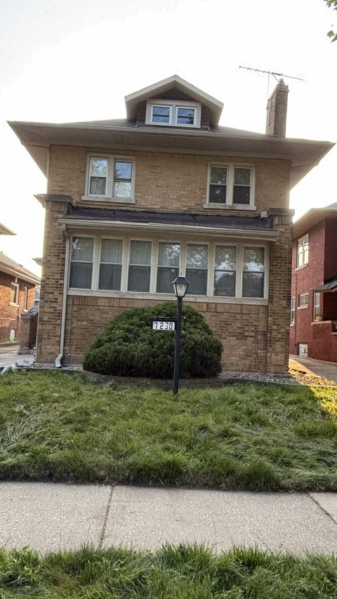 Photo of 7230 S Luella Avenue, Chicago, IL 60649 (MLS # 12736787)