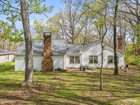 Tiny photo for 29W007 Oak Lane, Warrenville, IL 60555 (MLS # 12632117)