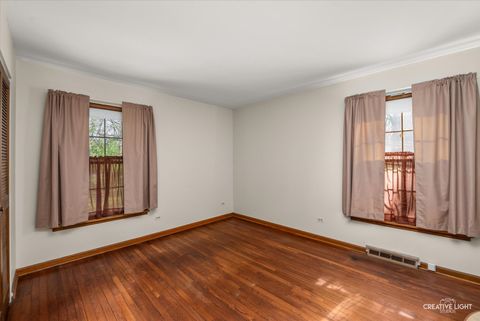 Tiny photo for 29W007 Oak Lane, Warrenville, IL 60555 (MLS # 12632117)