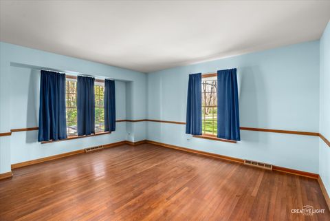 Tiny photo for 29W007 Oak Lane, Warrenville, IL 60555 (MLS # 12632117)