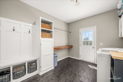Tiny photo for 1401 Chestnut Lane, Yorkville, IL 60560 (MLS # 12638971)