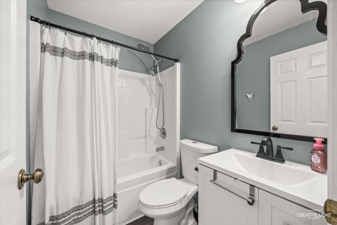 Tiny photo for 1401 Chestnut Lane, Yorkville, IL 60560 (MLS # 12638971)