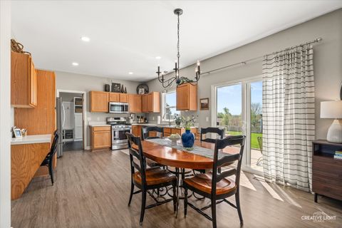 Tiny photo for 1401 Chestnut Lane, Yorkville, IL 60560 (MLS # 12638971)