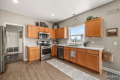 Tiny photo for 1401 Chestnut Lane, Yorkville, IL 60560 (MLS # 12638971)