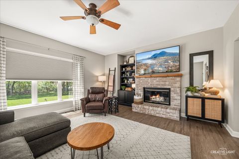 Tiny photo for 1401 Chestnut Lane, Yorkville, IL 60560 (MLS # 12638971)