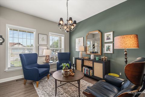 Tiny photo for 1401 Chestnut Lane, Yorkville, IL 60560 (MLS # 12638971)