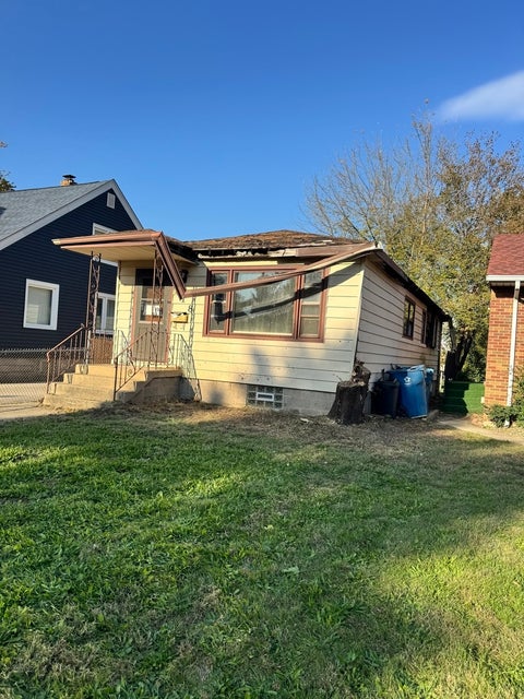 Tiny photo for 518 Calumet Way, Calumet City, IL 60409 (MLS # 12791479)