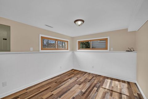 Tiny photo for 423 Maple Drive, Morris, IL 60450 (MLS # 12517177)