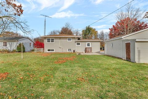 Tiny photo for 423 Maple Drive, Morris, IL 60450 (MLS # 12517177)