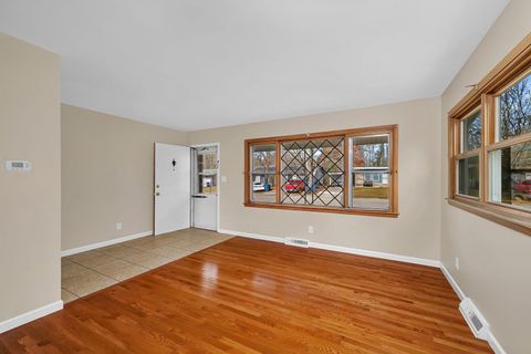 Tiny photo for 423 Maple Drive, Morris, IL 60450 (MLS # 12517177)