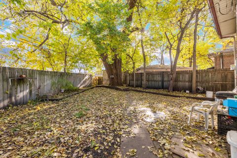 Tiny photo for 8129 S Cornell Avenue, Chicago, IL 60617 (MLS # 12553413)