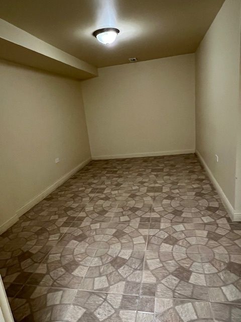 Tiny photo for 6539 N SACRAMENTO Avenue, Chicago, IL 60645 (MLS # 12505934)