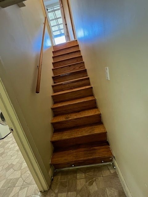 Tiny photo for 6539 N SACRAMENTO Avenue, Chicago, IL 60645 (MLS # 12505934)