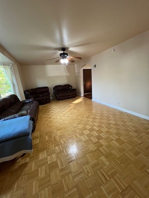 Tiny photo for 6539 N SACRAMENTO Avenue, Chicago, IL 60645 (MLS # 12505934)