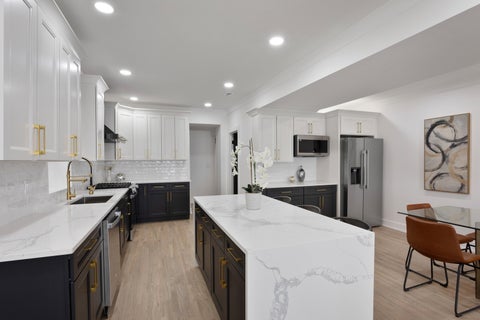 Tiny photo for 2456 W Huron Street, Chicago, IL 60612 (MLS # 12669176)