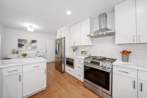 Tiny photo for 524 Forest Hill Road, Lake Forest, IL 60045 (MLS # 12591367)