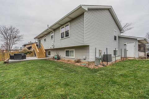 Tiny photo for 168 Tree Line Drive, Antioch, IL 60002 (MLS # 12521261)