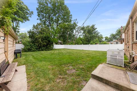 Tiny photo for 1644 187th Street, Homewood, IL 60430 (MLS # 12720590)