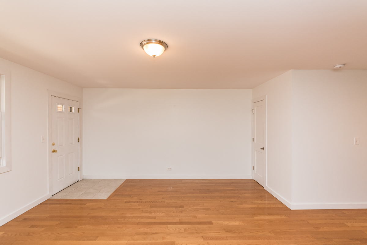 163 W DIVISION Street 309