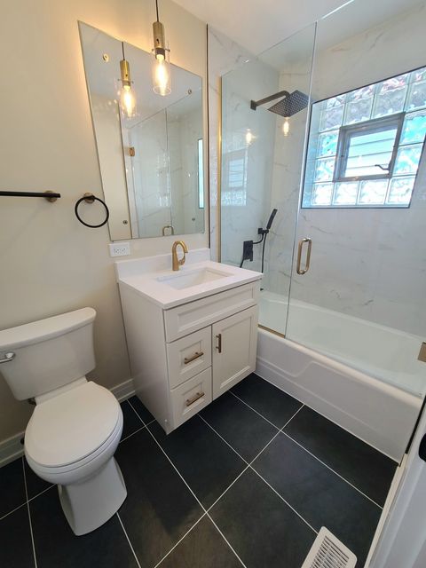 Tiny photo for 7025 W 84th Street, Burbank, IL 60459 (MLS # 12491153)