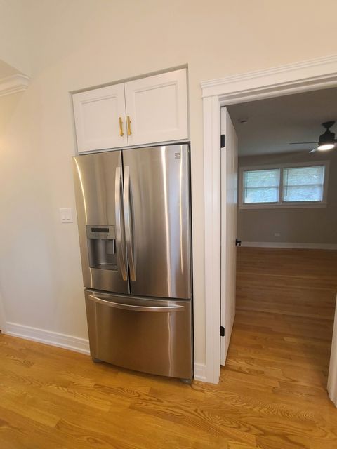Tiny photo for 7025 W 84th Street, Burbank, IL 60459 (MLS # 12491153)