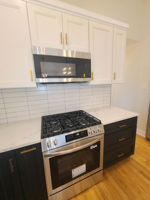 Tiny photo for 7025 W 84th Street, Burbank, IL 60459 (MLS # 12491153)