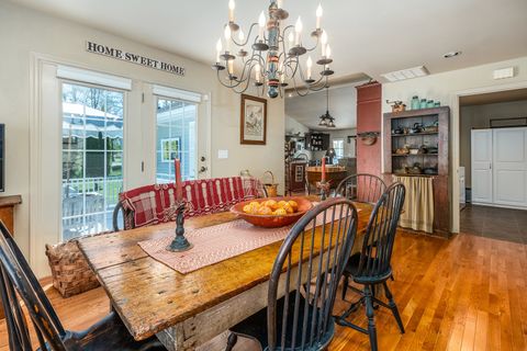 Tiny photo for 370 Woodlake Road, Eldorado, IL 62930 (MLS # 12614800)