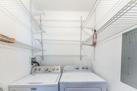 Tiny photo for 1043 Elmwood Lane, Elk Grove Village, IL 60007 (MLS # 12490823)