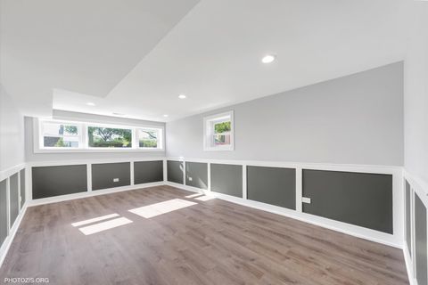 Tiny photo for 9439 S 52nd Avenue, Oak Lawn, IL 60453 (MLS # 12496761)