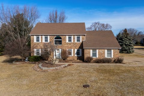 Photo of 3850 E 59th Street, Davenport, IA 52807 (MLS # 12571662)