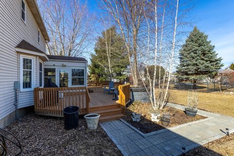 Tiny photo for 3850 E 59th Street, Davenport, IA 52807 (MLS # 12571662)