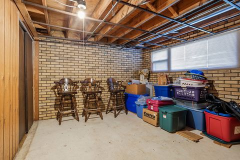 Tiny photo for 5707 W 90th Place, Oak Lawn, IL 60453 (MLS # 12588070)