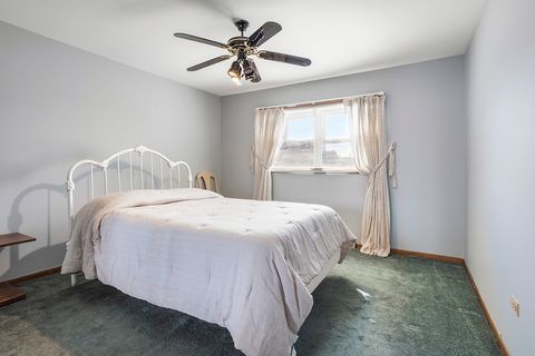 Tiny photo for 5707 W 90th Place, Oak Lawn, IL 60453 (MLS # 12588070)