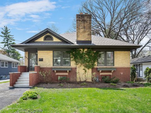 303 Anthony Street Glen Ellyn IL 60137