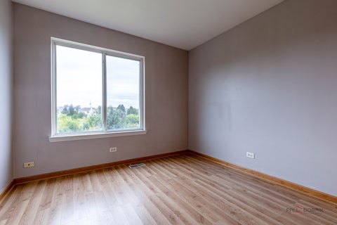 Tiny photo for 357 W WATERBURY Drive, Round Lake, IL 60073 (MLS # 12758854)