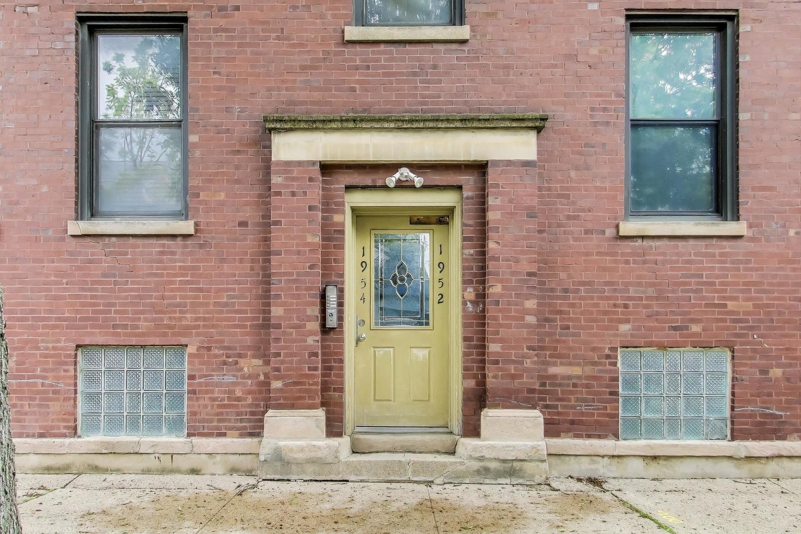 1954 W GEORGE Street 2