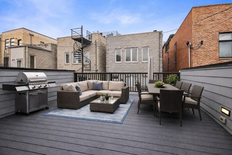 Tiny photo for 1720 N WINCHESTER Avenue, Chicago, IL 60622 (MLS # 12535897)