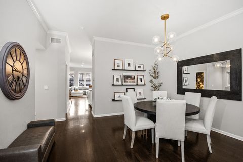 Tiny photo for 1720 N WINCHESTER Avenue, Chicago, IL 60622 (MLS # 12535897)