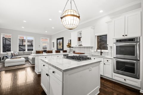 Tiny photo for 1720 N WINCHESTER Avenue, Chicago, IL 60622 (MLS # 12535897)