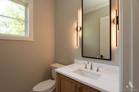 Tiny photo for 246 Holmes Avenue, Clarendon Hills, IL 60514 (MLS # 12685111)