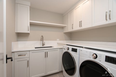 Tiny photo for 246 Holmes Avenue, Clarendon Hills, IL 60514 (MLS # 12685111)
