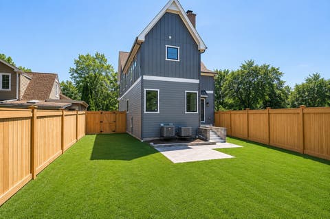 Tiny photo for 246 Holmes Avenue, Clarendon Hills, IL 60514 (MLS # 12685111)