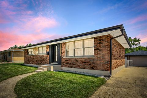 957 N Howard Avenue, Addison, IL 60101 - #: 12432229