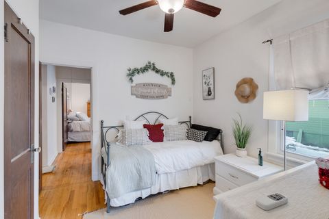 Tiny photo for 4323 Deyo Avenue, Brookfield, IL 60513 (MLS # 12529772)