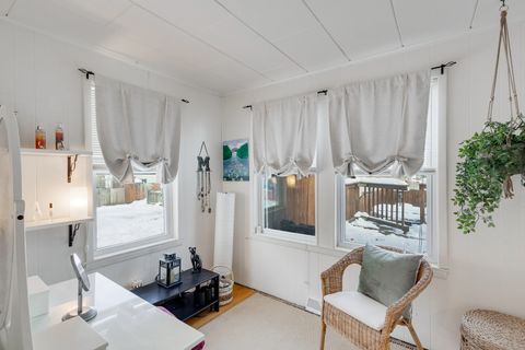 Tiny photo for 4323 Deyo Avenue, Brookfield, IL 60513 (MLS # 12529772)