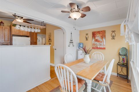 Tiny photo for 4323 Deyo Avenue, Brookfield, IL 60513 (MLS # 12529772)