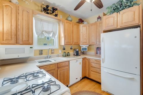 Tiny photo for 4323 Deyo Avenue, Brookfield, IL 60513 (MLS # 12529772)