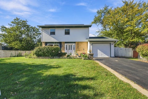 Tiny photo for 1738 Newport Street, Glendale Heights, IL 60139 (MLS # 12788338)